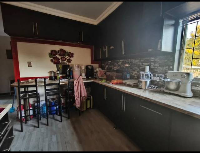 3 BEDROOM HOUSE FOR SALE IN SUIDERBERG